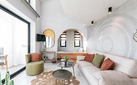 Cocooning Suites By Blue Carpet Πευκοχώρι Exterior photo