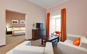 Lviv Ramada Hotel Λβιβ Room photo