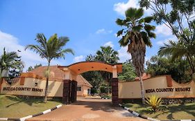 Buziga Country Resort Καμπάλα Exterior photo