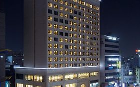 Ramada By Wyndham Daejeon Ξενοδοχείο Exterior photo