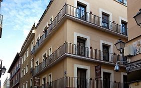 Thc Tirso Molina Hostel Μαδρίτη Exterior photo