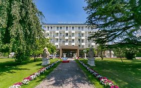 Hotel Quisisana Terme Αμπάνο Τέρμε Exterior photo