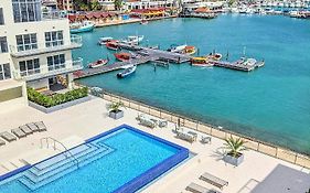 Luxury Condo With Infinity Pool & Ocean View Οράνχεσταντ Exterior photo