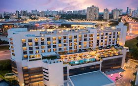Hilton Aventura Miami Ξενοδοχείο Exterior photo