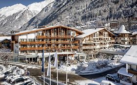 Das Central - Alpine . Luxury . Life Ξενοδοχείο Ζόλντεν Exterior photo
