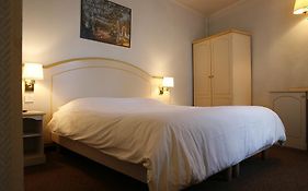 Hotel Acte V Παρίσι Room photo