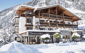 Huber'S Boutique Hotel Mayrhofen Exterior photo