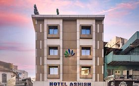 Hotel Ashish Αχμπανταμπάντ Exterior photo