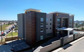 La Quinta Inn & Suites By Wyndham Galveston North At I-45 Exterior photo
