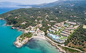 Mareblue Beach Άγιος Σπυρίδωνας Exterior photo