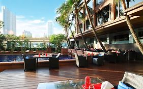 Ramada Plaza By Wyndham Bangkok Menam Riverside Ξενοδοχείο Exterior photo