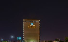 Quality Inn & Suites Σινσινάτι Exterior photo