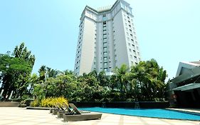 Java Paragon Hotel & Residences Σουραμπάγια Exterior photo