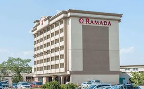 Ramada By Wyndham Edmonton South Ξενοδοχείο Exterior photo