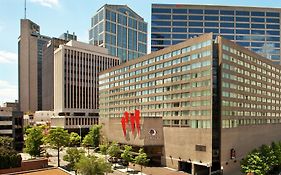 Doubletree By Hilton Hotel Nashville Downtown Exterior photo