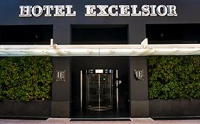 Hotel Excelsior Μπάρι Exterior photo