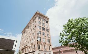 The Esquire Hotel Downtown Gastonia, Ascend Hotel Collection Exterior photo