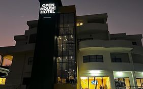 Open House Hotel Μπαμπάνε Exterior photo