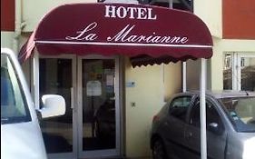 Hotel La Marianne Σαιν-Ντενί Exterior photo
