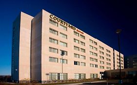Courtyard By Marriott Montreal Airport Ξενοδοχείο Dorval Exterior photo