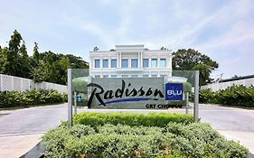 Radisson Blu Hotel & Suites Grt Chennai Τσενάι Exterior photo
