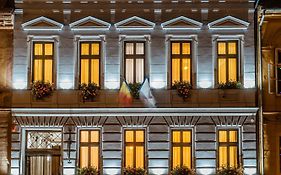 Casa Chitic - Hotel & Restaurant- Str Nicolae Balcescu 13 Μπρασόβ Exterior photo