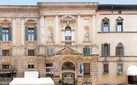 Hotel Accademia Βερόνα Exterior photo