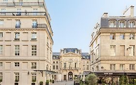 Grand Hotel Du Palais Royal Παρίσι Exterior photo