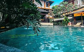 Bali Summer Hotel By Amerta Kuta Lombok Exterior photo
