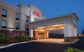 Hampton Inn & Suites Chicago/Saint Charles Exterior photo