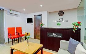 Townhouse 1137 Oyo Townhouse || Rohini Near Rithala Metro Station Ξενοδοχείο Νέο Δελχί Exterior photo