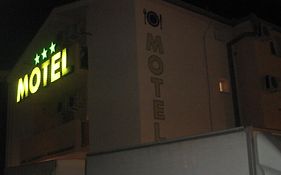 Motel Han Μόσταρ Exterior photo