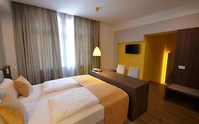 Hotel Emonec Λιουμπλιάνα Room photo