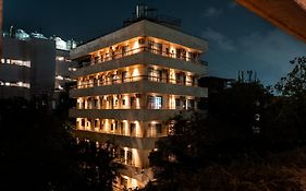Arnna Hotel- Goregaon East Βομβάη Exterior photo
