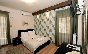 Paralimnio Suites Καστοριά Room photo