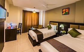 Plaza Hotel Trichy Tiruchirappalli Room photo