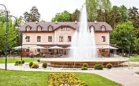 Hotel Crystal Σαράγεβο Exterior photo