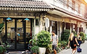 Here Hostel Μπανγκόκ Exterior photo