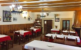 Hostal Restaurante El Chato El Barraco Exterior photo