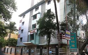 Hotel Pranav Executive Πούνε Exterior photo