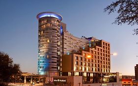 Hilton Windhoek Ξενοδοχείο Exterior photo