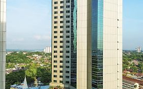Doubletree By Hilton Johor Bahru Ξενοδοχείο Exterior photo