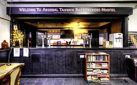 Arsenal Tavern Hostel Λονδίνο Exterior photo