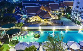 Ramada By Wyndham Phuket Deevana Patong - Sha Extra Plus Ξενοδοχείο Exterior photo