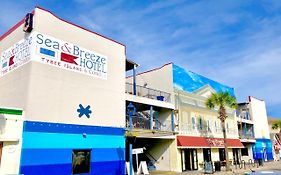 Sea And Breeze Hotel And Condo Tybee Island Exterior photo