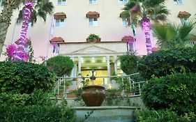 Amra Palace International Hotel Ουάντι Μούσα Exterior photo
