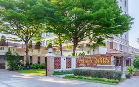 Lasalle Suites Hotel & Residence Μπανγκόκ Exterior photo