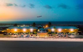 Curacao Airport Hotel Βίλλεμσταντ Exterior photo
