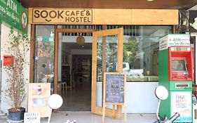 Sook Cafe And Hostel Τσιανγκ Ράϊ Exterior photo