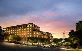 At&T Hotel & Conference Center At The University Of Texas Όστιν Exterior photo